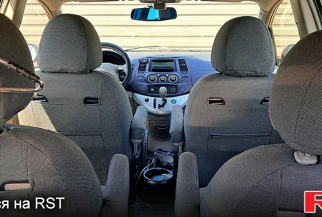 Мицубиси Грандис 2005 в Николаеве на Automoto.ua Красный Мицубиси Грандис, объемом двигателя 1.5 л и пробегом 300 тыс. км за 5300 $, фото 9 на Automoto.ua