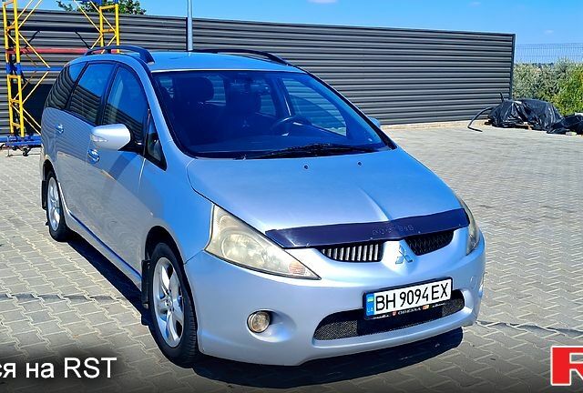 Мицубиси Грандис 2005 в Николаеве на Automoto.ua Красный Мицубиси Грандис, объемом двигателя 1.5 л и пробегом 300 тыс. км за 5300 $, фото 1 на Automoto.ua