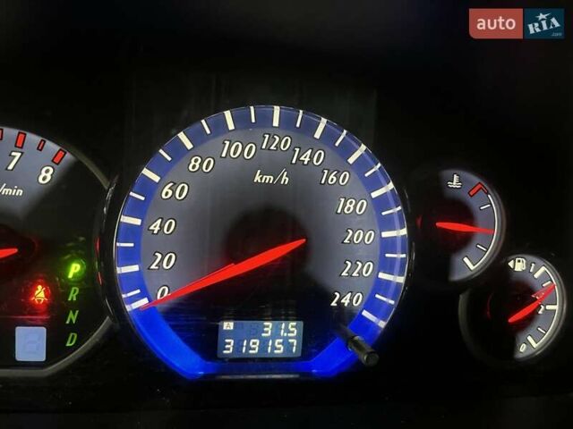 Червоний Міцубісі Грандіс, об'ємом двигуна 2.4 л та пробігом 320 тис. км за 5500 $, фото 16 на Automoto.ua