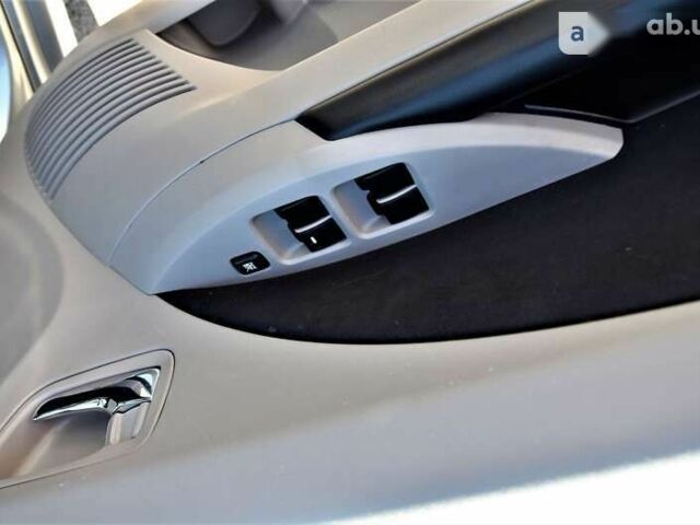 Міцубісі Грандіс, об'ємом двигуна 2 л та пробігом 237 тис. км за 8500 $, фото 17 на Automoto.ua