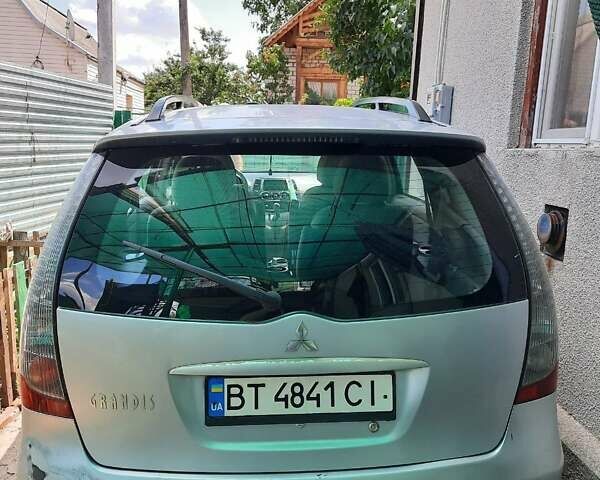 Міцубісі Грандіс, об'ємом двигуна 2.4 л та пробігом 230 тис. км за 4800 $, фото 3 на Automoto.ua