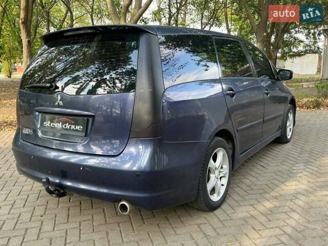 Мицубиси Грандис, объемом двигателя 2.38 л и пробегом 280 тыс. км за 5999 $, фото 2 на Automoto.ua
