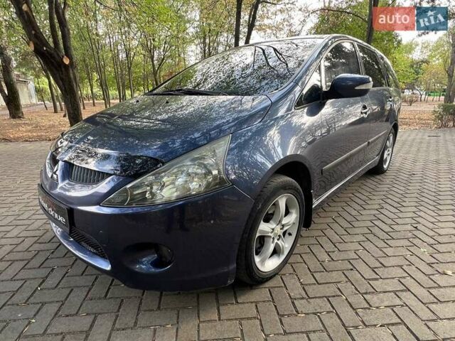 Мицубиси Грандис, объемом двигателя 2.38 л и пробегом 280 тыс. км за 5999 $, фото 6 на Automoto.ua