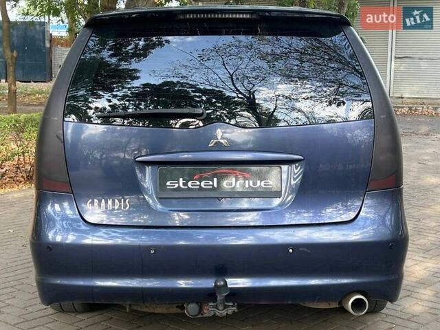 Мицубиси Грандис, объемом двигателя 2.38 л и пробегом 280 тыс. км за 5999 $, фото 3 на Automoto.ua