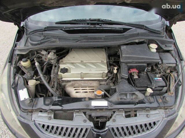Міцубісі Грандіс, об'ємом двигуна 0 л та пробігом 271 тис. км за 5499 $, фото 29 на Automoto.ua