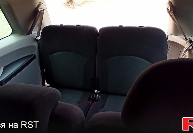 Мицубиси Грандис 2007 в Кропивницком (Кировограде) на Automoto.ua Мицубиси Грандис, объемом двигателя 2 л и пробегом 242 тыс. км за 5200 $, фото 7 на Automoto.ua