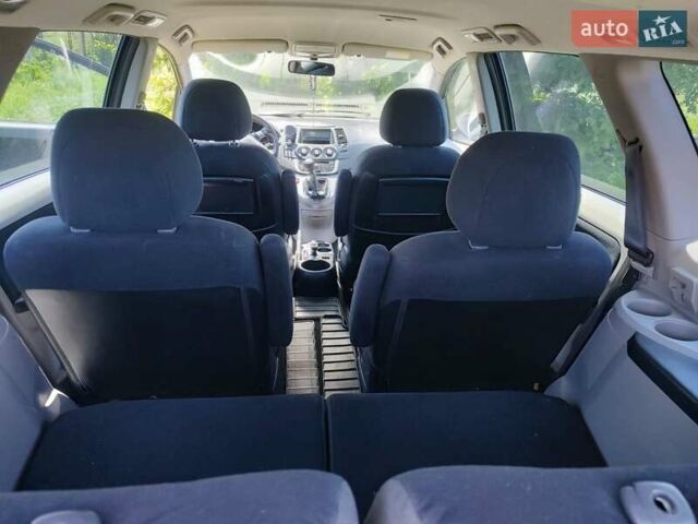 Мицубиси Грандис, объемом двигателя 2 л и пробегом 295 тыс. км за 6500 $, фото 14 на Automoto.ua