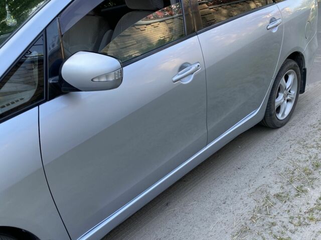 Сірий Міцубісі Грандіс, об'ємом двигуна 0 л та пробігом 306 тис. км за 6200 $, фото 9 на Automoto.ua