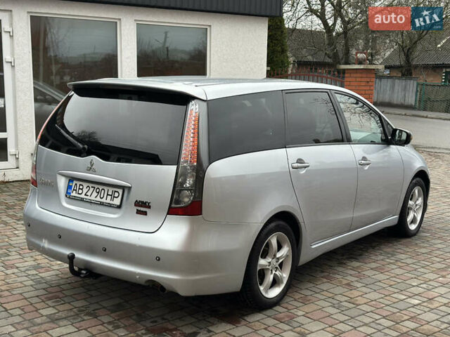 Серый Мицубиси Грандис, объемом двигателя 2.4 л и пробегом 263 тыс. км за 5300 $, фото 6 на Automoto.ua