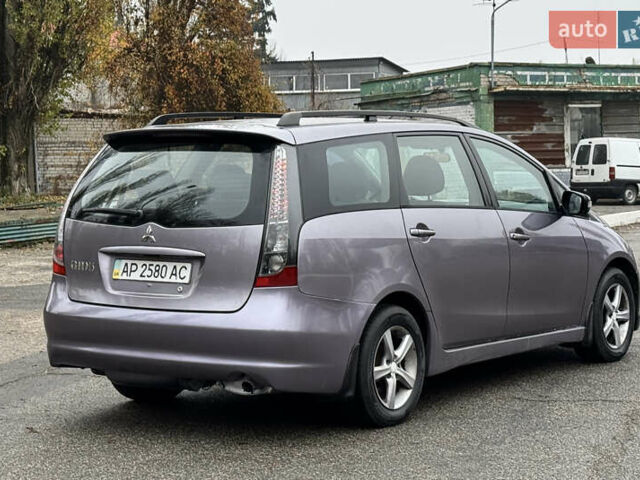 Сірий Міцубісі Грандіс, об'ємом двигуна 2.4 л та пробігом 286 тис. км за 4350 $, фото 1 на Automoto.ua