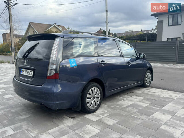 Сірий Міцубісі Грандіс, об'ємом двигуна 2.4 л та пробігом 396 тис. км за 3999 $, фото 8 на Automoto.ua