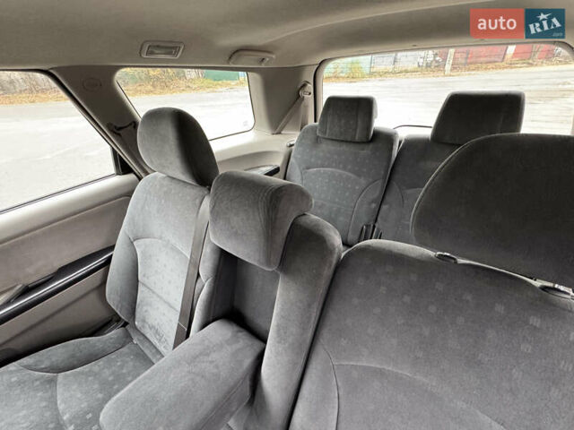 Сірий Міцубісі Грандіс, об'ємом двигуна 2.4 л та пробігом 286 тис. км за 4350 $, фото 7 на Automoto.ua