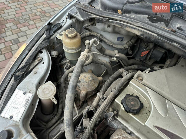 Серый Мицубиси Грандис, объемом двигателя 2.4 л и пробегом 263 тыс. км за 5300 $, фото 24 на Automoto.ua