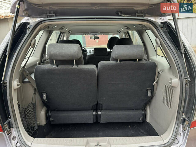 Сірий Міцубісі Грандіс, об'ємом двигуна 2.4 л та пробігом 286 тис. км за 4350 $, фото 9 на Automoto.ua