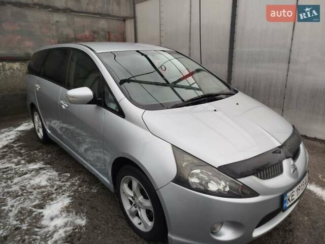 Сірий Міцубісі Грандіс, об'ємом двигуна 2.4 л та пробігом 289 тис. км за 6000 $, фото 7 на Automoto.ua