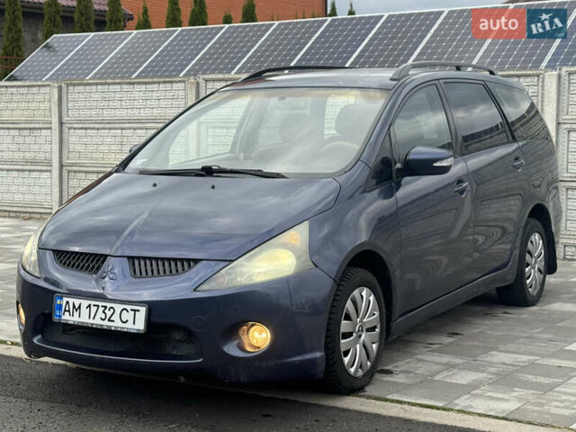 Сірий Міцубісі Грандіс, об'ємом двигуна 2.4 л та пробігом 396 тис. км за 3999 $, фото 23 на Automoto.ua