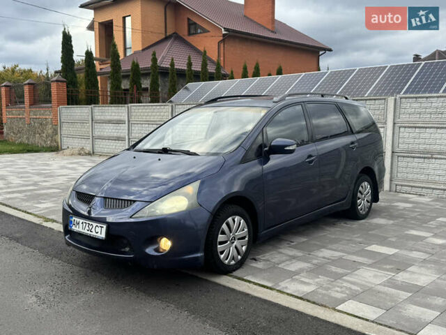 Сірий Міцубісі Грандіс, об'ємом двигуна 2.4 л та пробігом 396 тис. км за 3999 $, фото 2 на Automoto.ua