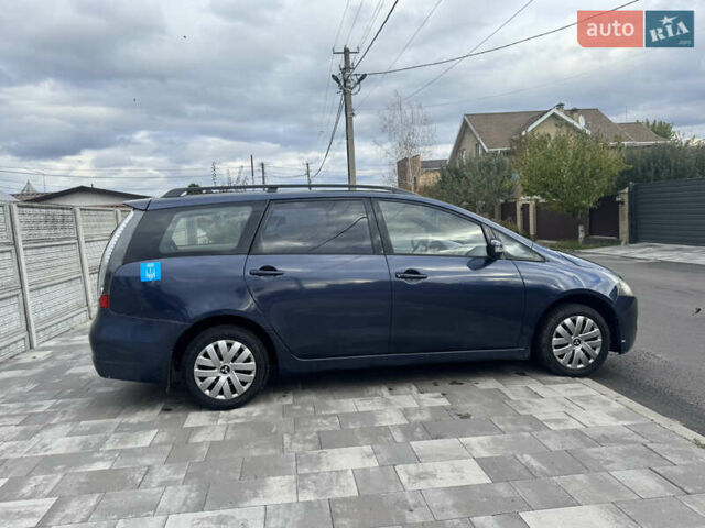 Сірий Міцубісі Грандіс, об'ємом двигуна 2.4 л та пробігом 396 тис. км за 3999 $, фото 10 на Automoto.ua