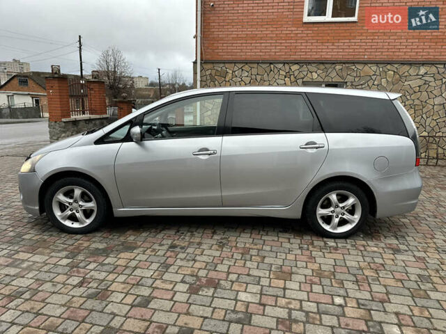 Серый Мицубиси Грандис, объемом двигателя 2.4 л и пробегом 263 тыс. км за 5300 $, фото 2 на Automoto.ua