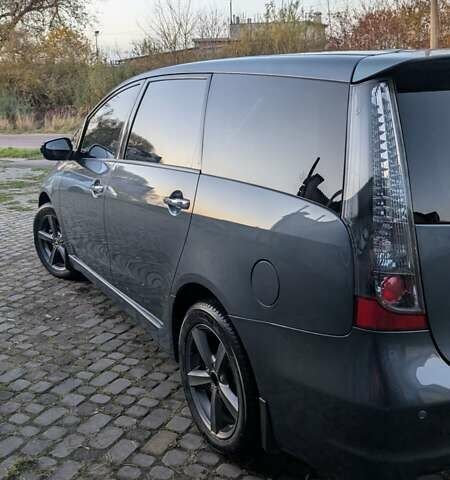 Серый Мицубиси Грандис, объемом двигателя 2 л и пробегом 282 тыс. км за 6700 $, фото 9 на Automoto.ua