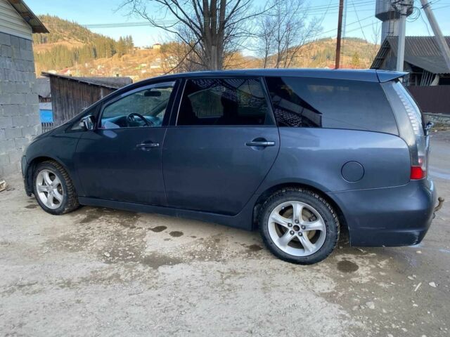 Серый Мицубиси Грандис, объемом двигателя 2 л и пробегом 280 тыс. км за 5800 $, фото 3 на Automoto.ua