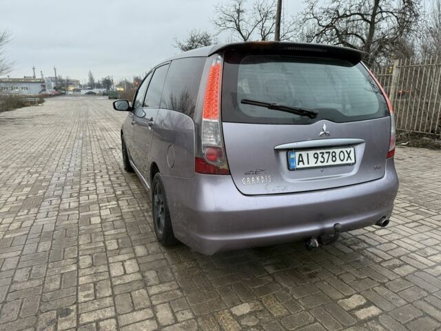 Серый Мицубиси Грандис, объемом двигателя 2 л и пробегом 200 тыс. км за 2450 $, фото 4 на Automoto.ua