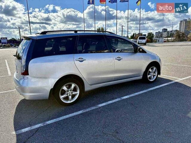 Серый Мицубиси Грандис, объемом двигателя 2.4 л и пробегом 227 тыс. км за 5100 $, фото 4 на Automoto.ua