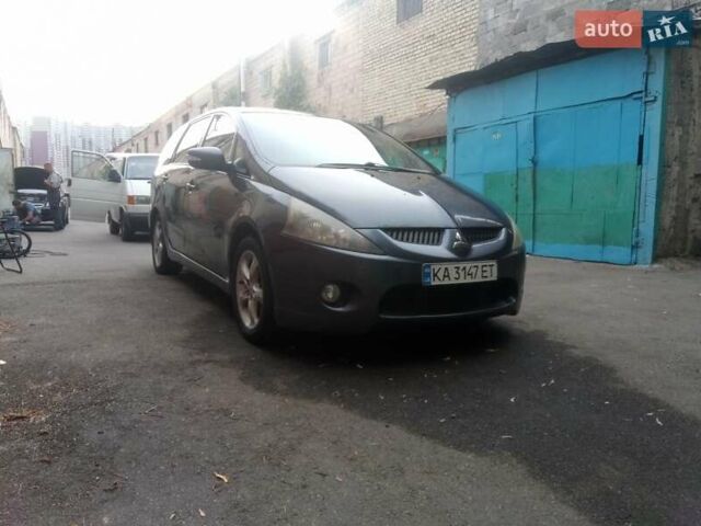 Серый Мицубиси Грандис, объемом двигателя 1.97 л и пробегом 313 тыс. км за 5000 $, фото 9 на Automoto.ua