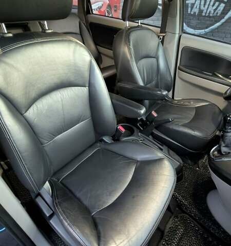 Серый Мицубиси Грандис, объемом двигателя 2 л и пробегом 282 тыс. км за 6700 $, фото 16 на Automoto.ua