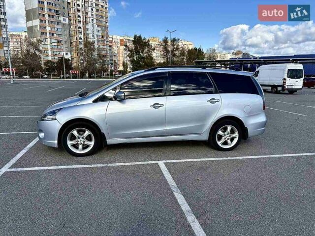 Серый Мицубиси Грандис, объемом двигателя 2.4 л и пробегом 227 тыс. км за 5100 $, фото 7 на Automoto.ua