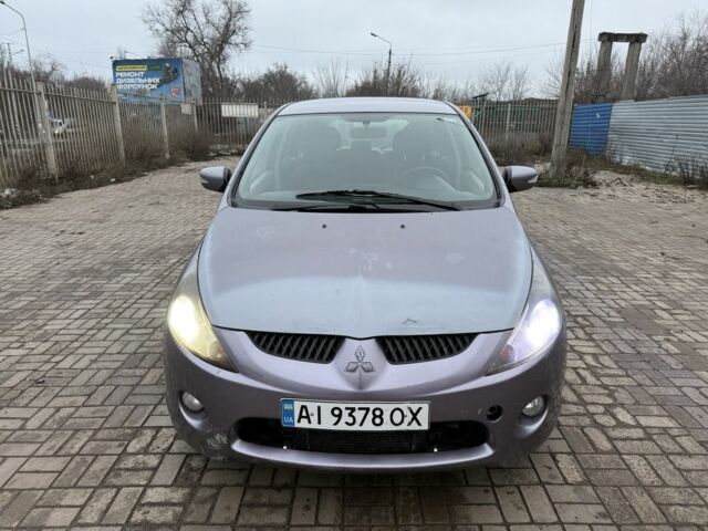 Серый Мицубиси Грандис, объемом двигателя 2 л и пробегом 200 тыс. км за 2450 $, фото 2 на Automoto.ua