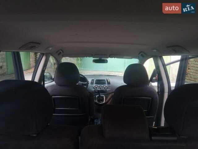 Серый Мицубиси Грандис, объемом двигателя 1.97 л и пробегом 313 тыс. км за 5000 $, фото 13 на Automoto.ua