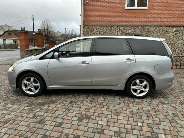 Серый Мицубиси Грандис, объемом двигателя 2.4 л и пробегом 263 тыс. км за 5300 $, фото 9 на Automoto.ua