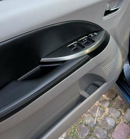 Серый Мицубиси Грандис, объемом двигателя 2 л и пробегом 282 тыс. км за 6700 $, фото 15 на Automoto.ua