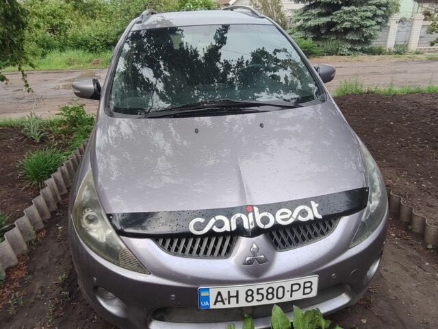 Серый Мицубиси Грандис, объемом двигателя 2.4 л и пробегом 219 тыс. км за 6950 $, фото 16 на Automoto.ua