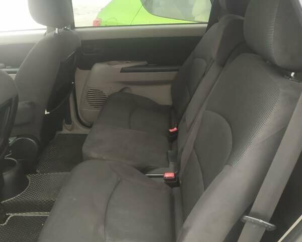 Серый Мицубиси Грандис, объемом двигателя 1.97 л и пробегом 312 тыс. км за 5450 $, фото 20 на Automoto.ua