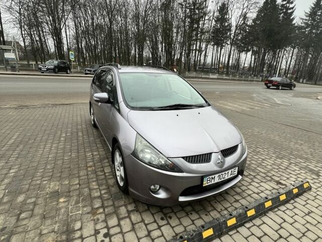 Серый Мицубиси Грандис, объемом двигателя 2.4 л и пробегом 210 тыс. км за 6800 $, фото 2 на Automoto.ua