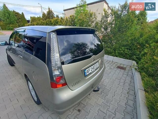 Серый Мицубиси Грандис, объемом двигателя 2 л и пробегом 311 тыс. км за 6300 $, фото 12 на Automoto.ua