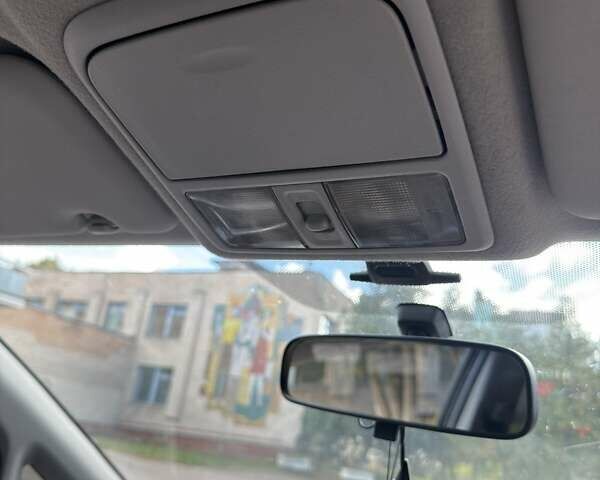 Мицубиси Грандис 2006 в Нежине на Automoto.ua Серый Мицубиси Грандис, объемом двигателя 2.4 л и пробегом 300 тыс. км за 7200 $, фото 19 на Automoto.ua