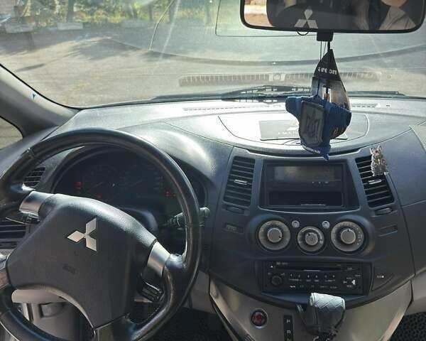 Мицубиси Грандис 2006 в Нежине на Automoto.ua Серый Мицубиси Грандис, объемом двигателя 2.4 л и пробегом 300 тыс. км за 7200 $, фото 10 на Automoto.ua