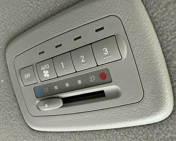 Мицубиси Грандис 2006 в Нежине на Automoto.ua Серый Мицубиси Грандис, объемом двигателя 2.4 л и пробегом 300 тыс. км за 7200 $, фото 28 на Automoto.ua