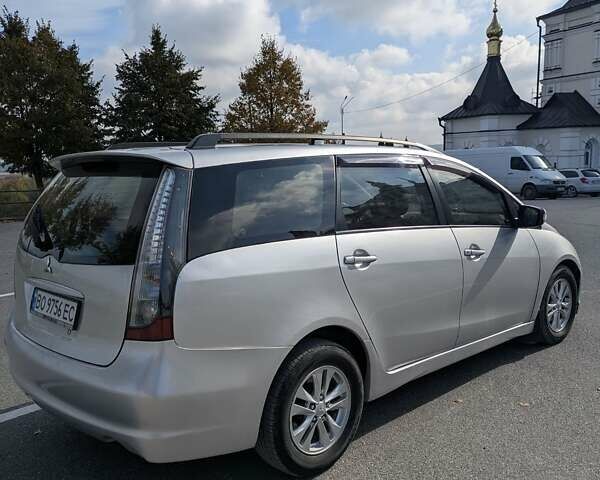 Мицубиси Грандис 2007 в Кременце на Automoto.ua Серый Мицубиси Грандис, объемом двигателя 2.38 л и пробегом 268 тыс. км за 5900 $, фото 2 на Automoto.ua