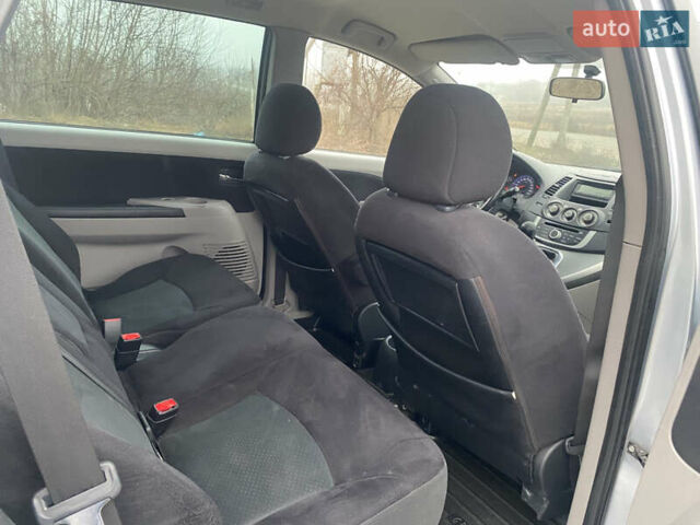 Серый Мицубиси Грандис, объемом двигателя 2 л и пробегом 320 тыс. км за 3599 $, фото 18 на Automoto.ua