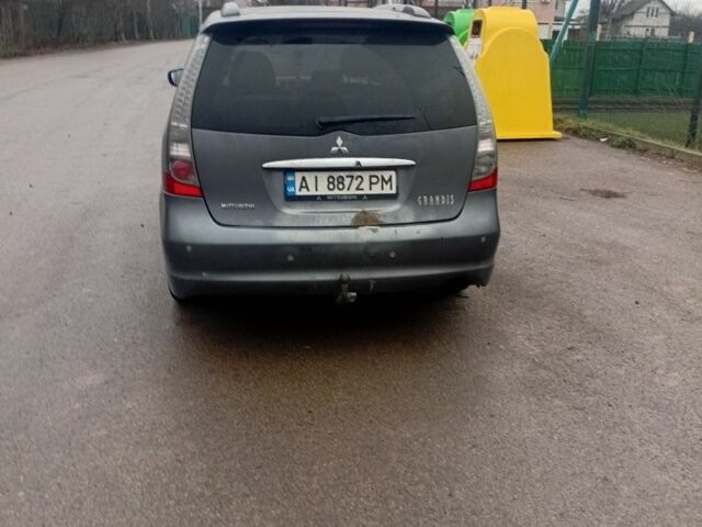 Серый Мицубиси Грандис, объемом двигателя 2 л и пробегом 334 тыс. км за 4300 $, фото 3 на Automoto.ua