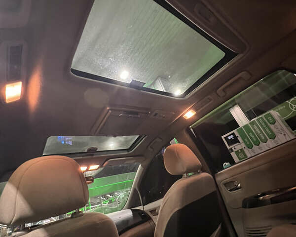 Сірий Міцубісі Грандіс, об'ємом двигуна 2.4 л та пробігом 280 тис. км за 6500 $, фото 18 на Automoto.ua