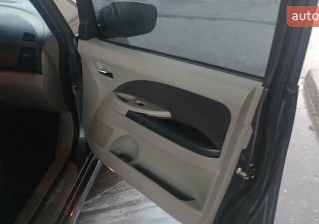 Сірий Міцубісі Грандіс, об'ємом двигуна 1.97 л та пробігом 287 тис. км за 6900 $, фото 7 на Automoto.ua