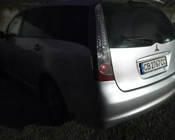 Серый Мицубиси Грандис, объемом двигателя 2.4 л и пробегом 261 тыс. км за 5490 $, фото 4 на Automoto.ua