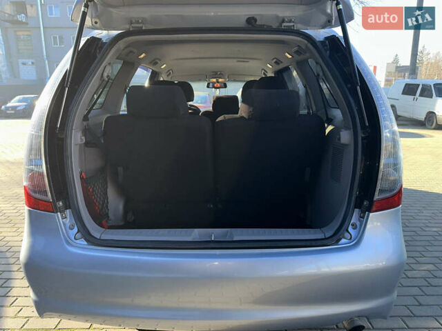 Серый Мицубиси Грандис, объемом двигателя 2.4 л и пробегом 276 тыс. км за 6800 $, фото 39 на Automoto.ua