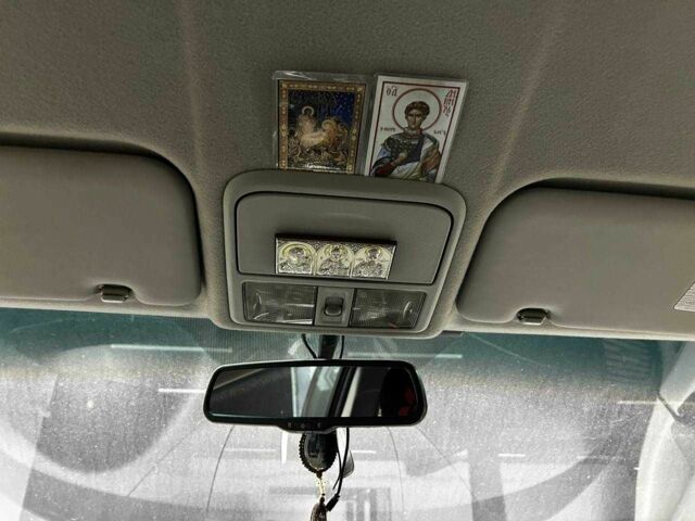 Сірий Міцубісі Грандіс, об'ємом двигуна 2.4 л та пробігом 274 тис. км за 8300 $, фото 10 на Automoto.ua