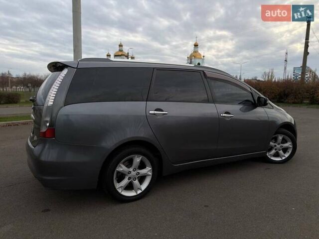 Серый Мицубиси Грандис, объемом двигателя 2.38 л и пробегом 220 тыс. км за 5700 $, фото 22 на Automoto.ua